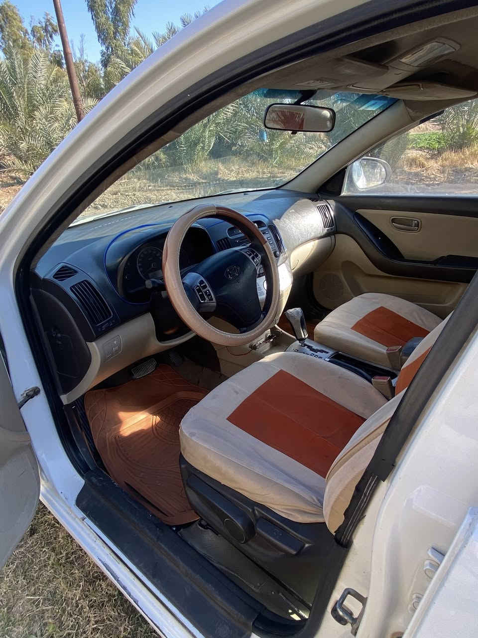 سلام عليكم 
افانتي موديل 2009
رقم بغداد دولي تحويل مباشر هزه ورقم جديد 
تخم تاير جديد
صدر جديد 
تبريد ثلج 
السياره بيها ٣مكانات صبغ
ابيعك ٣ قطع صبغ 
محرك 1600 المرغوب دكشن عالي جديد لا تبخير ولا تنقيص 
السياره جديده برقي ما مفتوح بيها السياره خير من الله تبريد لمس              مكان السياره بابل جبله 
الاستفسار ***********
