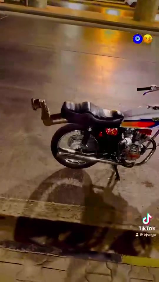 اربعه كير تعمير جديد شاصي(16)وتعميره (25)مكينه تيربو ما ملعوب بيها نهضه ومشي فول ماعيزه شي هذا رقم راعيه(***********)
السعر (خابر وتدلل)
