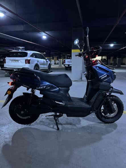 دراجة شحن اباتشي براند keeway من عجلة الخليج 
جديده لوك اخت الزيرو 
شخط ما بيها
1- ملف 2000w
2- ست بطاريات ليثيوم 32 امبير 
3- السرعة 70 كيلو 
دراجة بحالة ممتازة ومابيها نقص تشغلها وتنطلق 
للتواصل خاص او*********** العنوان السيديه
