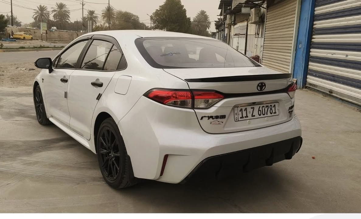 السلام عليكم
كورلا بلاك دشن 2025 GR
مكفوله كفاله عامه وضع زيرو 
ماشيه 8000 الف 
السعر 168 ورقه 
رقمي ***********
