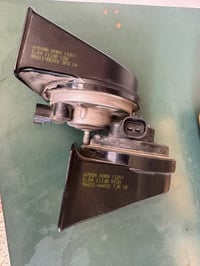 هورن كونا • اصلي • شغال