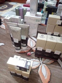 غراض تجميل جمله كل شي يخص لبشره ولجسم ولشعر للتصال 07811408169