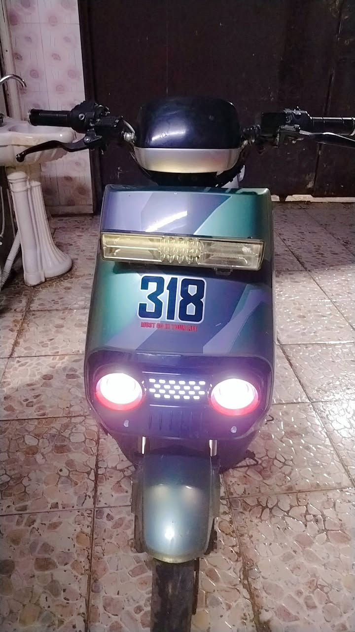 السلام عليكم
دراجه اباتشي 318 كوري للبيع
دراجه نظيفه سريعه لايت عالي ناصي زينون وسويجين بيها وبصمتين والنضافه موضحه بالصور. (ابيع بدون البطاريات) وجان بيها 6 بطاريات دبل السعر 250 العنوان كركوك حي النصر
للاستفسار راسل خاص او خابر عالرقم ***********
