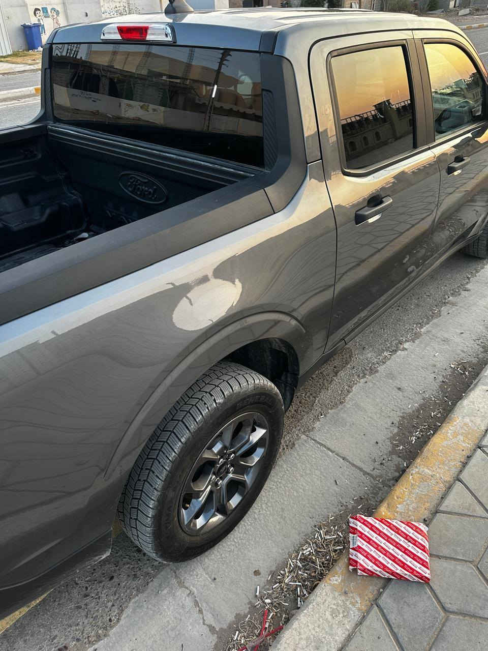 السلام عليكم 
للبيع فورد مافرك هايبرد 
 مديل 24
XLT
صار بيها حادث بالعراق هاي صورها قبل الحادث 
سياره شغاله وماشيه 
التواصل:***********
السعر 155
