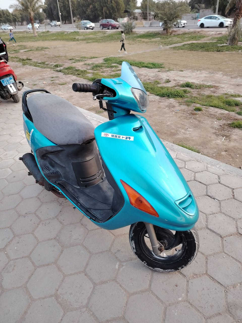 فراشه فحل احله من الصوره برغي ما مفتوح بيها شرط الفحص مكينه خرسه, سعرها 450 هذا رقمي ***********
