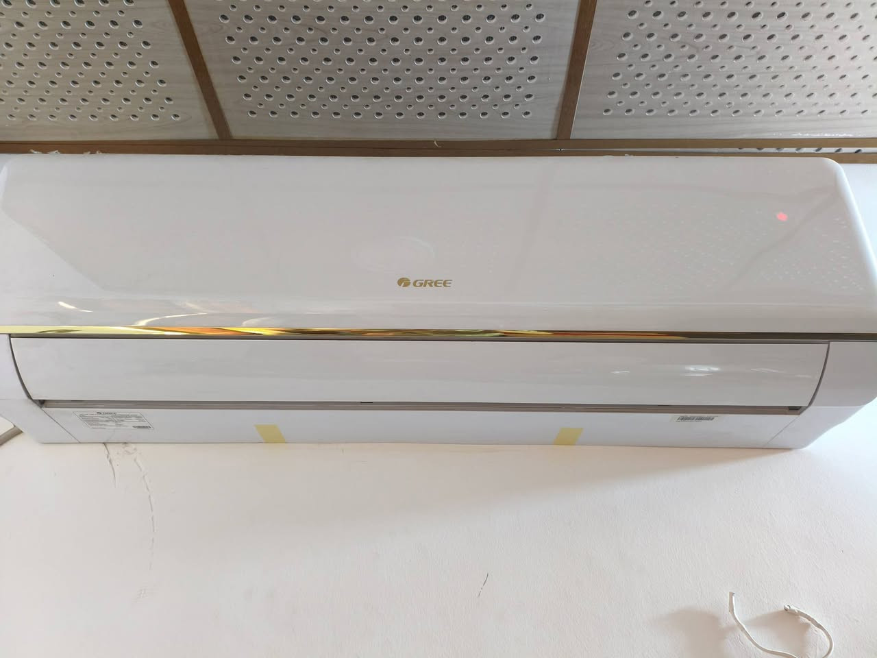 سلام عليكم سبلت للبيع نضيف شوفت اعيونكم مستخدم حوالي 8 اشهر وبعده بصمانه سعر السبلت 400 وبي مجال قليل حك الجيه هاذا رقمي الي حاب يتوصل وياي والي مو شاري لا يكسر بسعره فدوه ***********
