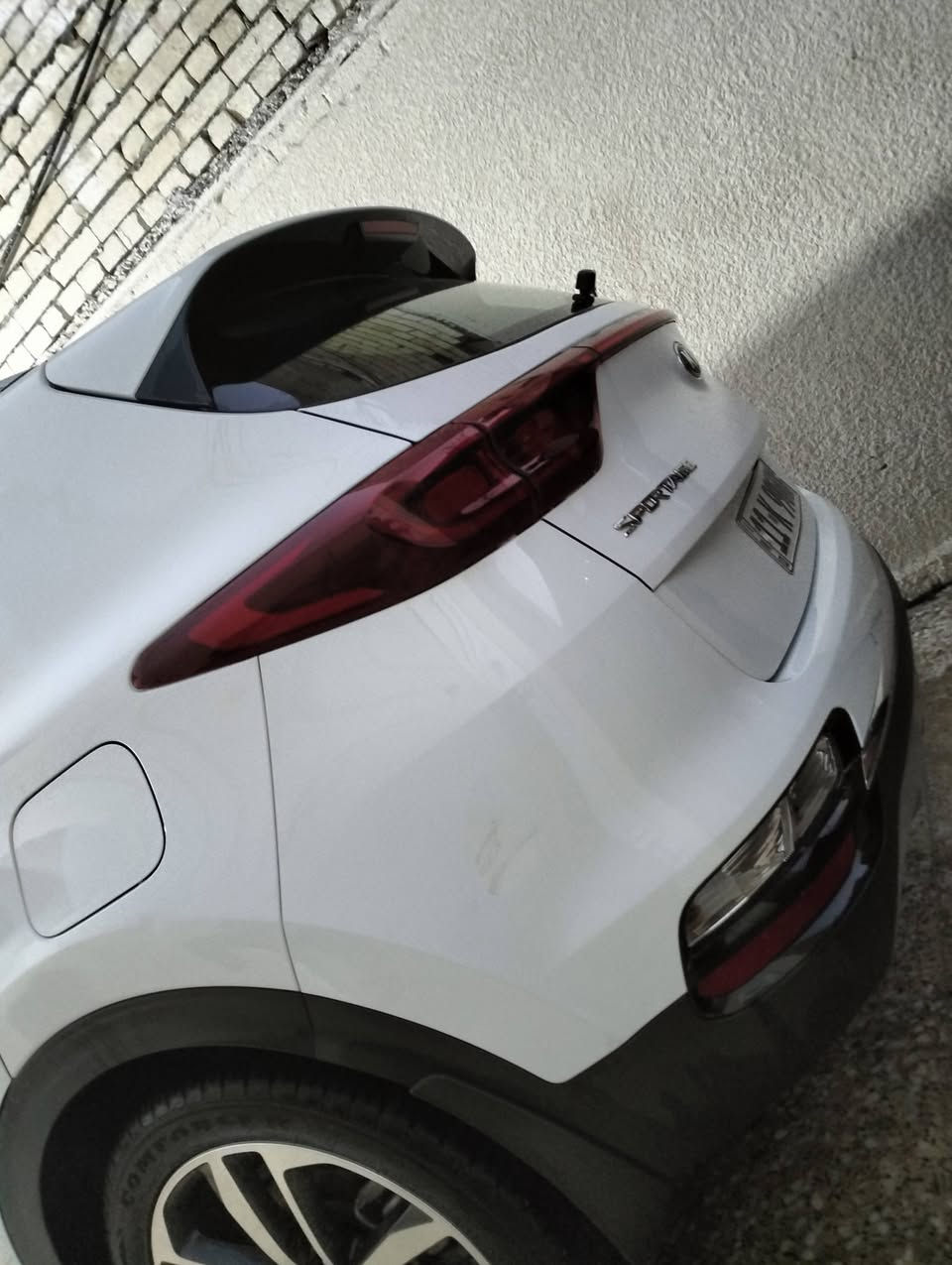 سلام عليكم سبورتج خليجي موديل19شكل العشرين جيتي فول مواصفات شركة دولية سيارة جديدة مكفولة كفالة عامة حتة منل شخط ممشاهة 80 موصفات فول معروفة رقم بغداد بكاني بغداد شرط مداور هزة جديدة سيارة وضع شركة وشراي يتصل ***********
