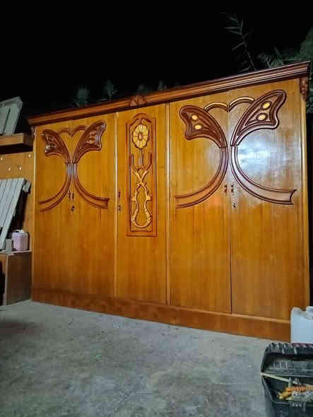 غرفه صاج سوكيه ام ال5 ابواب كلش نضيفه اخت الجديده 
سعر 500 قفل 
الشراي يجي خاص أو يتصل *********** بغداد
