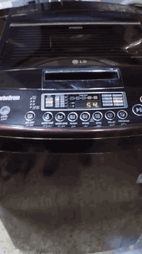 غساله Lg حجم 16 كيلو نظيفه لون ماروني بغداد قرب حي أور
***********
