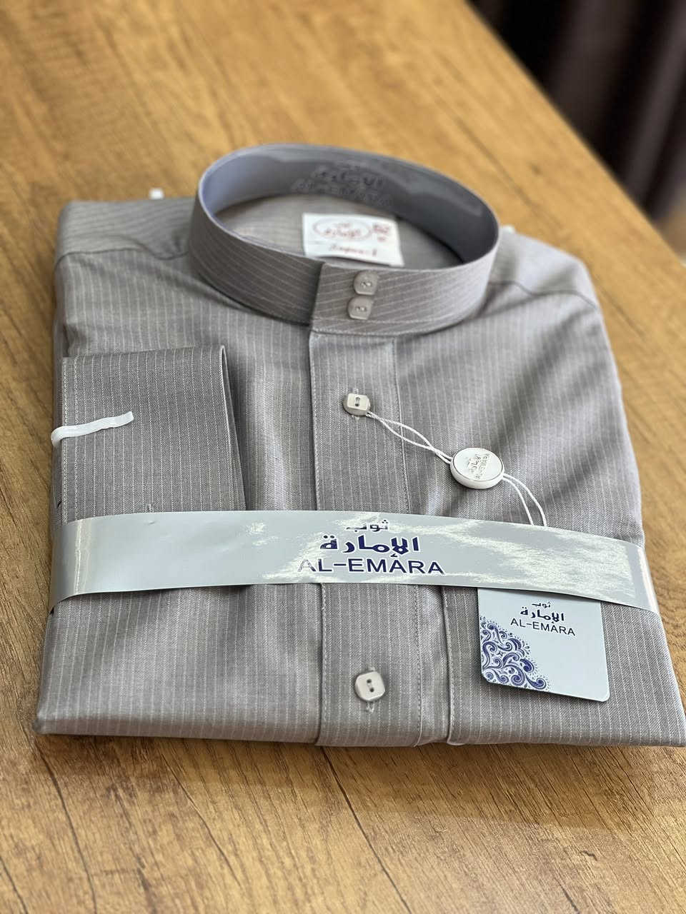 ثوب الأمارة مقلم طباقة سعودي (بزمة)
✨ أناقة، فخامة، ذوق… وكل هذا وأكثر متوفر في 
الإمارة للزي العربي ✨

بيع بالمفرد ✨
📍العنوان صلاح الدين قضاء الدجيل 
مجاور مندي حضرموت 
صور الشهداء تتقدم ١٠٠ متر 
مقابيل المدرسة الإبراهيمية 
الاستفسار اكثر الاتصال ع رقم

‏‭٠٧٨٤ ٣٥٦ ١٣٧٦‬
