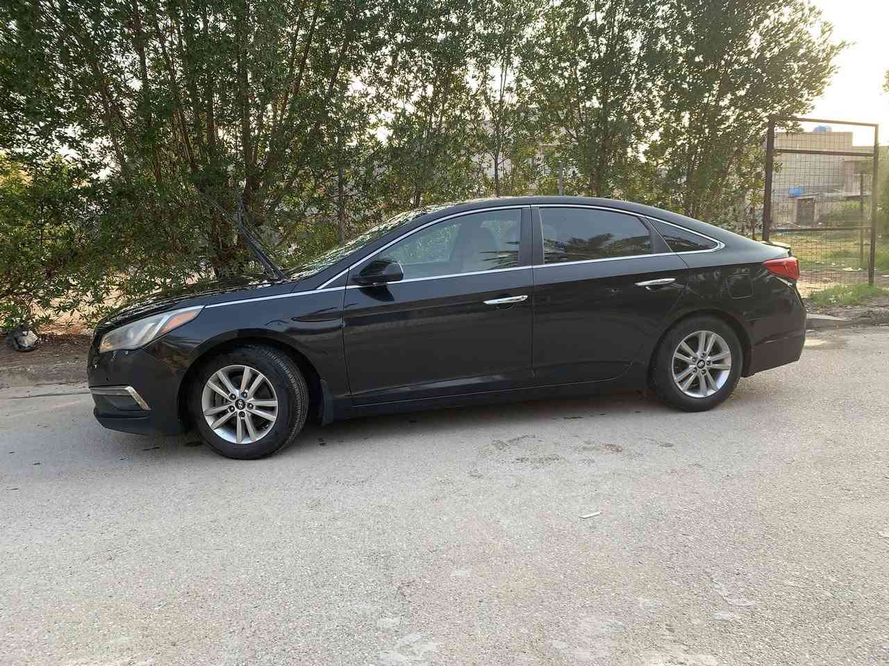 سلام عليكم
سوناتا 2016 وارد امريكي
السياره رقم اربيل بسمي
محرك 2.4  GDI
السياره بيهة قطعتين خشم البنيد والجاملغ الايمن
السياره خير من الله من ناحيه الصرف والدوانز
السعر: اتصل وبيك خير وادلل
***********
مكان السياره بغداد
