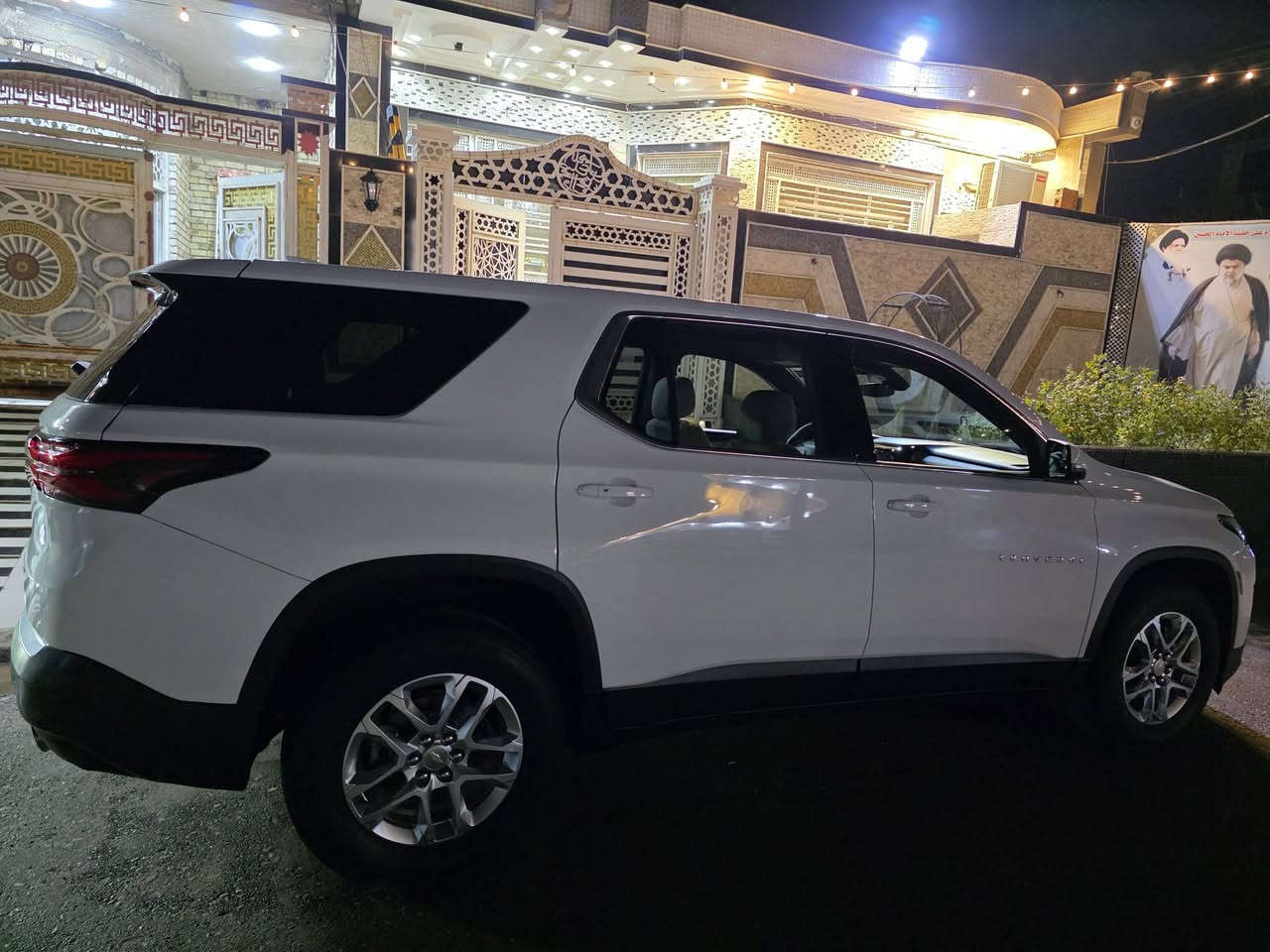 سلام عليكم ترافس ٢٢ رقم بغداد تحويل وين ميعجبك بسمي سنويه لل ٣٥ ماشيه ٧٠ مكفوله من الشخط ولرصعه ولتبديل كلهه بلاد بيهه ربع الجاملغ الخلفي حادثهه جدأ بصيط رقم *********** مكان سياره ميسان تصل ودلل
