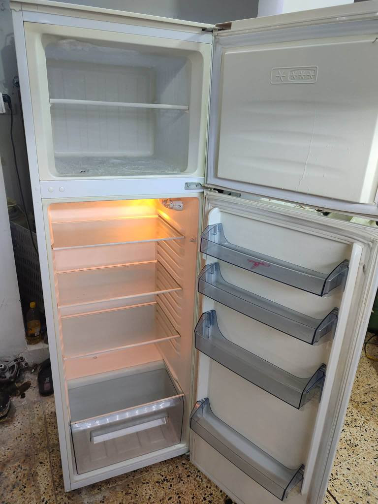 ثلاجة 14 قدم كلش نظيفة وشغالة كلها شررط تجميد النوع جوسونك..
السعر راسلوني خاص او اضغطو مراسلة تحت المنشور موصل, نينوى


**إذا كنت صاحب هذا الإعلان وتريد حذفه لأي سبب، رجاءا أرسل رسالة إلى الدعم الفني**