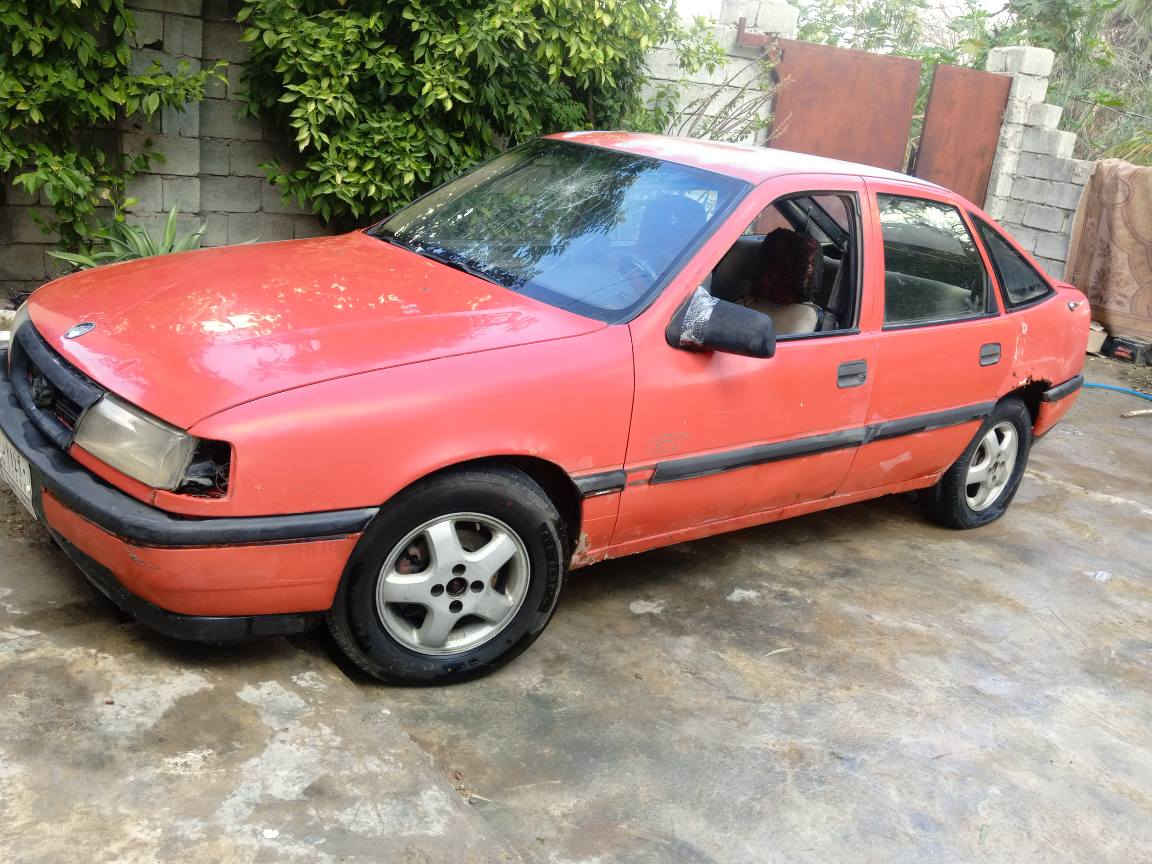 السلام عليكم للبيع اوبل موديل  90 محرك 2000 سنويه
 28 رقم بغداد الماني ديالى ناحية كنعان سعر 25
***********
