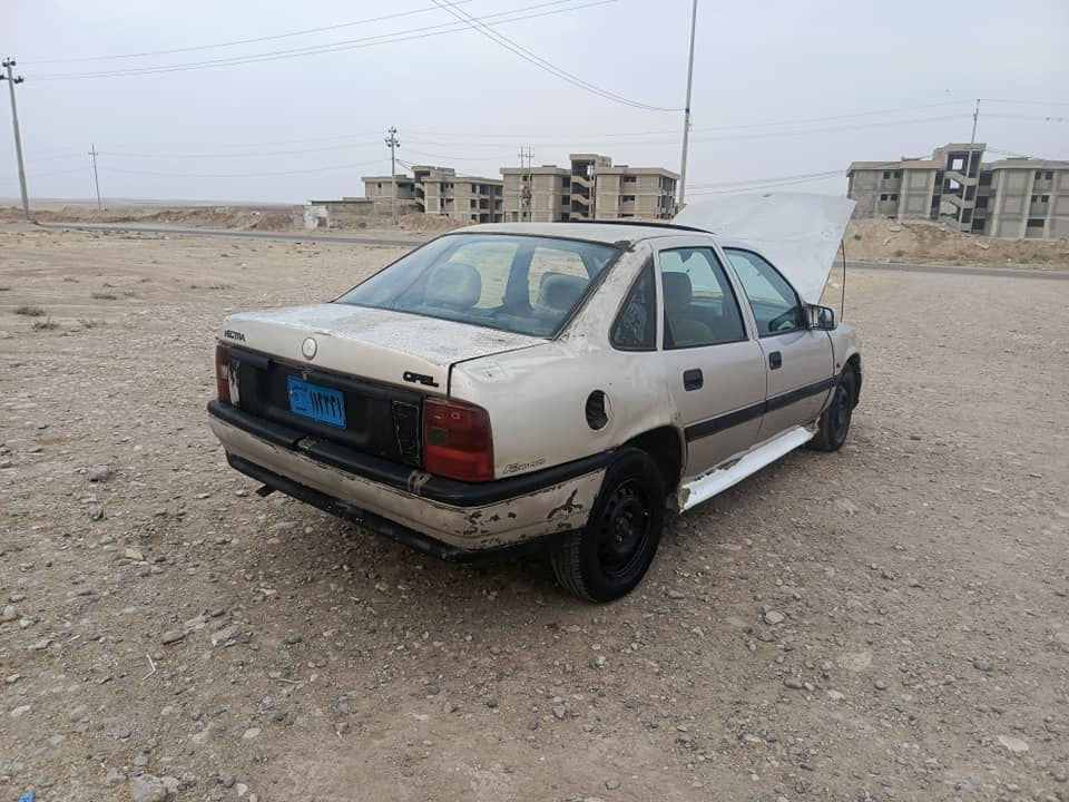 ئۆپڵ مەکینە 16
گێڕومەکینە بێ عەیب 
سەیارەکە زۆر جوانە 
علوجە بەشەرتی بێ کێشە
سعری 11 گەڵا 
شوێن چەمچەماڵ شمشمل, السليمانية


**إذا كنت صاحب هذا الإعلان وتريد حذفه لأي سبب، رجاءا أرسل رسالة إلى الدعم الفني**