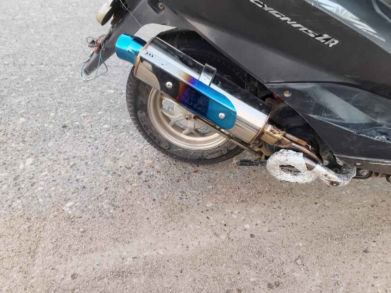 السلام عليكم كزوز حلزوني جديد للبيع سعر 60 وبي مجال نضيف كلش


**إذا كنت صاحب هذا الإعلان وتريد حذفه لأي سبب، رجاءا أرسل رسالة إلى الدعم الفني**