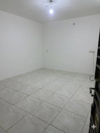 مشتمل للإيجار طابق ثاني نظيف للمراسله الاتصال ع الارقم 07748191073 الم...