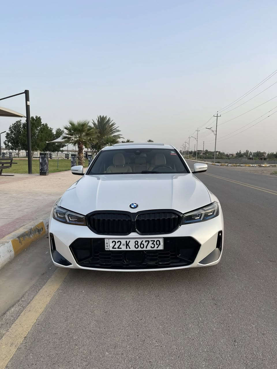 330i //2022/فول مواصفات الحادث موضح بالصورة جميع الايرباكات سليمه والدواخل السيارة مابيها مصرف ماشيه 70الف مايل //السعر 270 وبي مجال قليل
 للتواصل رقم فقط ***********
