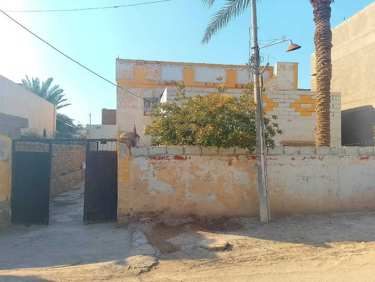 السلام عليكم بيت بناء قديم طابو صرف بكرلي الثانيه فرع محطه الغاز التفاصيل موجودة داخل الفيديو للاستفسار الاتصال على الرقم ***********
