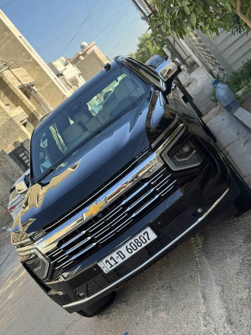 للبيع تاهو برايمر PREMIER خليجية موديل 25 اخت الزيرو ماشية 9 الف فقط  وكالة المنصور  بعدهة بالضمان رقم بغداد بأسمي كفالة عامة من كلشي ( لاشخط لابارد لا رصعة) اعلى مواصفات  ١/١:
شاشة كبيرة متصلة
جكات 
داتا شو (عرض على الجامة الامامية)
بانوراما
كامرات 5 محيطية 360 درجة
٣ شاشات
عدادات شاشة دجيتال
رادار امامي + تحديد مسار
رادار جانبي + نقط عمياء
دوسات كهرباء + انارة led
سستم صوت BOSE
ثلاجة
كشنات جلد ابيض خزن ميموري + هزاز كشن
تبريد تدفئة كشنات امامي + خلفي تدفئة
منافذ شحن usb,hdmi,typeC
ويل حجم ٢٢  كروم 
اشاير مري + مري شفط + هيتر مري
جنطة كهرباء + ستيرن كهرباء
سايد بريك بصمة
داخل بيجي + صاج ملكي
حساس امامي + خلفي
فور ويل
وباقي المواصفات المعروفة وكفالة عامة من كلشي والسعر 71 $ الف للاستفسار ***********
