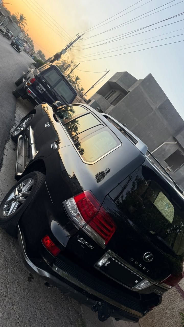 فول فول مواصفات موديل 2014
ماشية 100الف حقيقي شرط الفحص 

فول فول مواصفات شاشة كبيرة لمس كاميرا 
حاسة رادارات كشن جلد كشن كاراباي بصمة 
 تشغيل عن بعد تحكمات ستيرن بلتوس اوكس
 كار بلي أوتو ستوب للتحذيرات تبيرد مركزي
 تحديد سرعة محرك 8 سلندر فورويل 
محرك كير واير بشرط مامفتوح 
سيارة حيل نظيفة كلشي عل بلاد جديد 
سنوية هزة كلشي جديد مدفوع لـ
باسمي السنوية بشرط تحويل وغرامـة
سيارة مابيـها دينار مصرف كامل من كل نواحي

مكفولة عدا pdr  بالباب كلش صغير 
سيارة سيرفس كامل بالشركة مابيها اي نقص وعليها نانو سيراميك الاصلي ضمان مدا الحياه
السعر 430 وبيهة مجال   
رقم صاحب سيارة 
***********
***********
عنوان السيارة بغداد جسر المثنى
