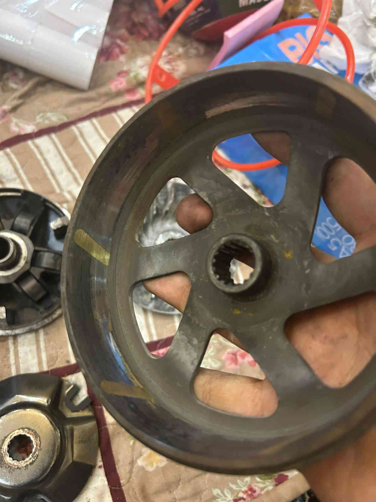 كلجات سكنس عام امامي خلفي رياضي كلش قويات الصينيه مال كلج خلفي نحاس اصلي وبيه سبرنكه 1500 ار بي ام كلجات كاملات هنه وخرزهن وفيبراتهن للبيع شرط عله الشغل السعر 150 الف مكاني بغداد حي الجامعه وتساب ***********
