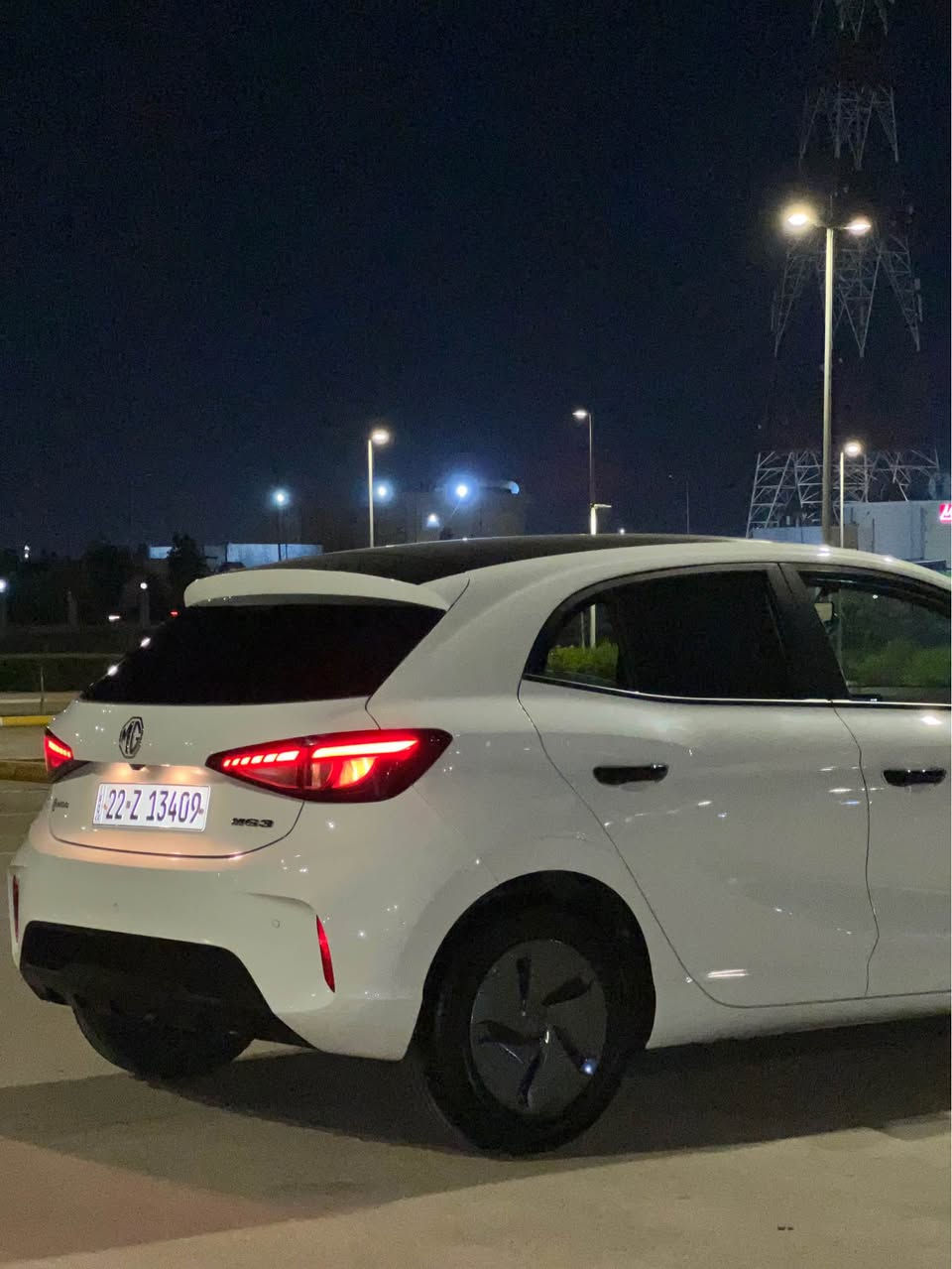 Mg3 مـۆدێل ٢٠٢٥  زەمان ٦ ساڵ تاوەکوو ئیستا زەمانی ماوە روونوو فلتەرو سێرفسی لە شەریکە بووە چرکەو رەقەی بە شەرت ٣١ هەزار رۆشتووە بێ سبوخ تەنها لە دەرکەی سایەقی قۆپەکی هەیە بێ سبوخ سەیارەکە لە هەولێرە سەیارەکە هی مالەوەیە هی مەحرەز نیە گێرو مەکینەو کارەبایات هەمووی بە زەمان هەم لای خۆم هەم شەریکە لەسەر دەقی شەریکە ماوەتەوە .                      
نـــرخ- ١٠٤ و معامەلە. 
*********** أربيل, العراق

