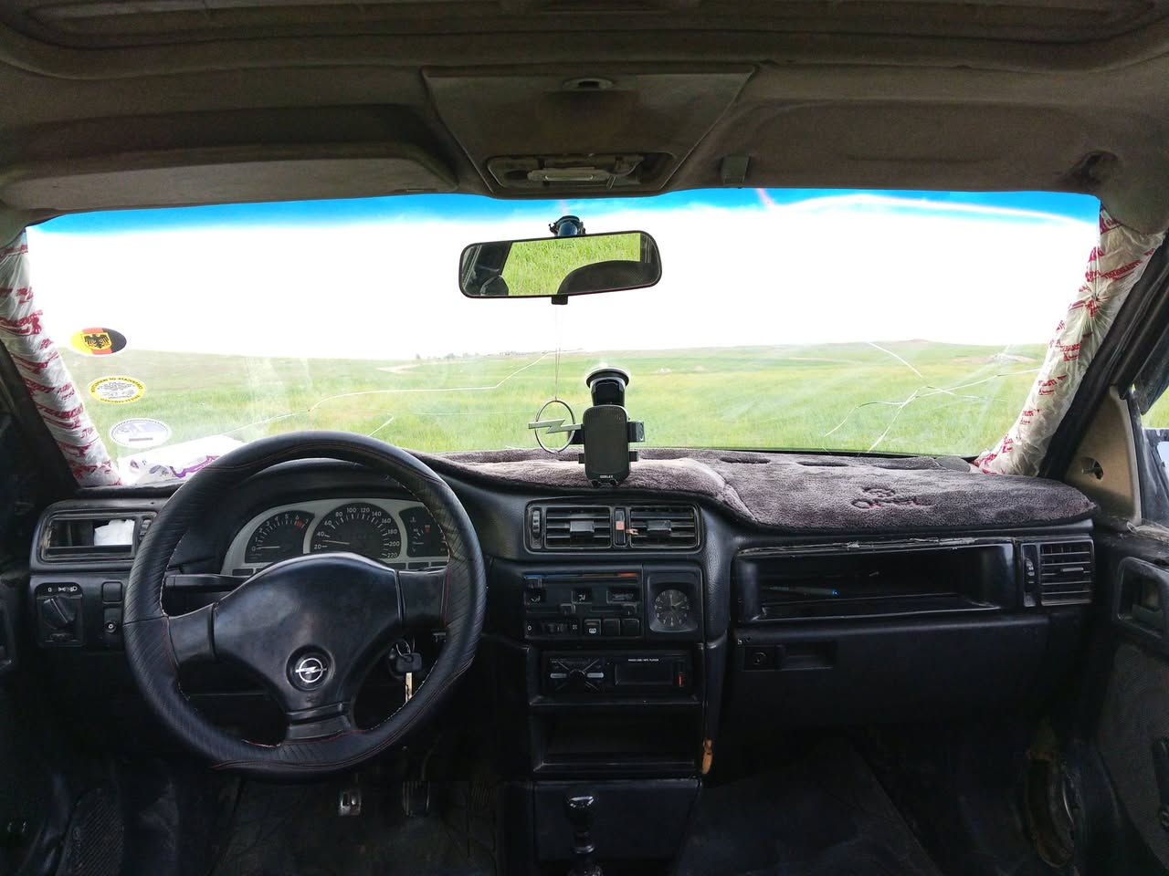 سلام عليكم فكترا حجم 16 قطاره مال بانزين كابريته برازيلي سياره مشرحه شرط الوكاله و تحويل  كابون ما مسجل رقم اخضر
السعر 23 ورقه
العنوان ناحيه زمار 
كورك***********
اسيا *********** مكلف بل النشر
