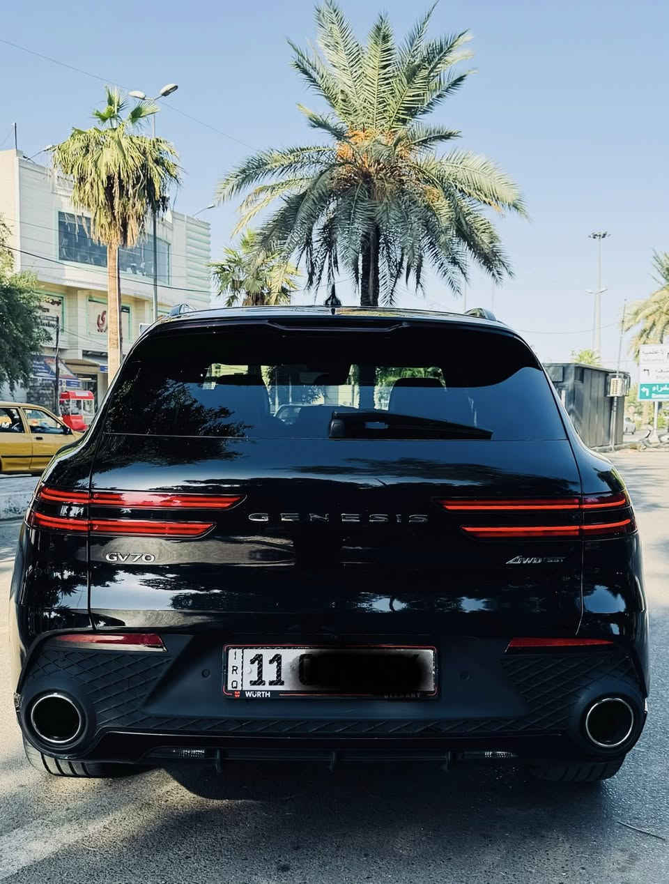 جنسيز gv70 سبورت برستيج موديل 2024 محرك 6 سلندر فول مواصفات للاخير حادثهه جانبي ايرباك برده صور الحادث بالمنشور وبيهه قطعتين كلير من امريكا جاملغ وباب 
مكان السياره الكاظمية ***********
