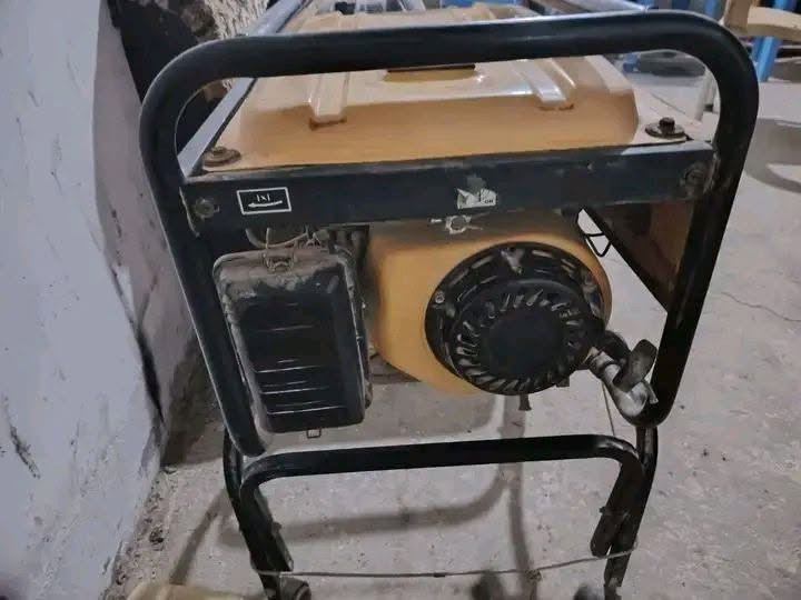 السلام عليكم مولده 10 امبير للبيع


**إذا كنت صاحب هذا الإعلان وتريد حذفه لأي سبب، رجاءا أرسل رسالة إلى الدعم الفني**