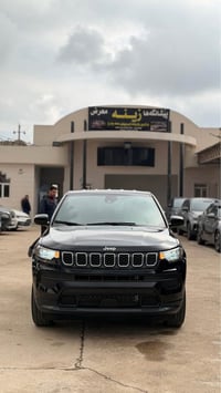 جيب كومباس • ٢٠٢٤ • ضرر باب