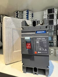 قاطع هوائي بطاريه " متوفر 125 امبير سعر المفرد 19,000 دينار فقط 250 ام...