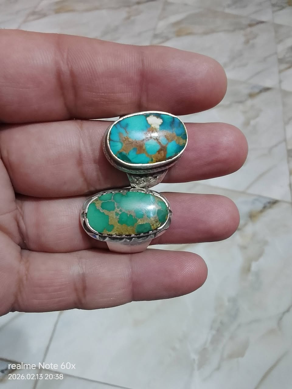 هاذه رقم الهاتف *********** هاذه بيواستاب
