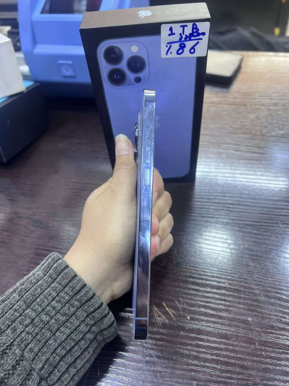 ايفون 13بروماكس ذاكرة واحد تيرا بطارية 86 نظافة 100‎%‎ السعر 775


**إذا كنت صاحب هذا الإعلان وتريد حذفه لأي سبب، رجاءا أرسل رسالة إلى الدعم الفني**