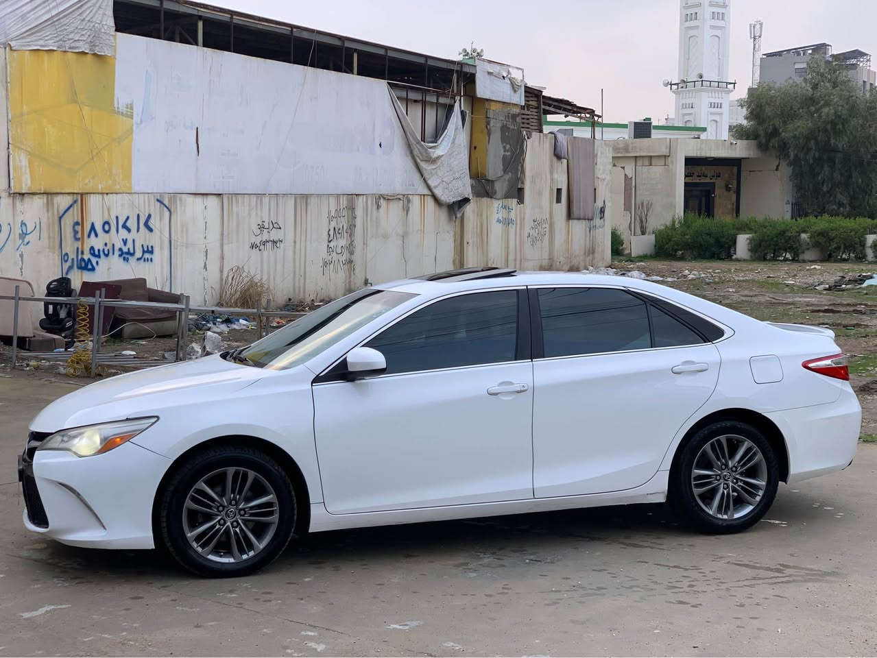 كامرى ٢٠١٦ 
Se plus

سلايد
كوشين جلد و كارەبایی
یەک پارچە و نیو سبوخ کە میک ژووریی هەیە بن چاملغ بئ شانصى بەشەرت
یەک پارچە کلیر
٧٩ ميل رؤيشتووه

هەولیر
*********** أربيل, العراق
