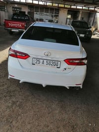 كامري للبيع  2021SE حادثها قبق جنطه مبدل  وشويه تعديل بارد بالجاملغ ال...