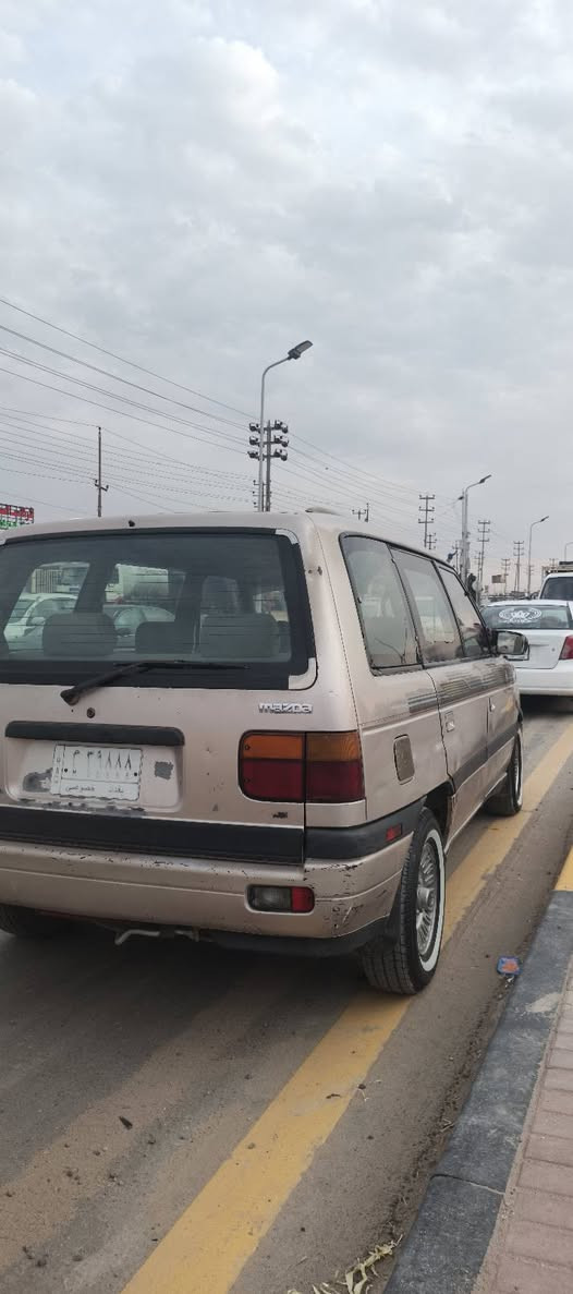 اقره المنشور زين قبل لا تخابر 

يا الله للبيع مازده (mpv) مديل 1992 سياره بلاديه مابيها قطرة صبق مكينه وكير بلاديات اكسل محرك سته سلندر حجم3000 رقم بغداد تحويل ثاني يوم راعيها موجود بلبصره ولسياره بلبصره الستفسار اتصال على _***********
