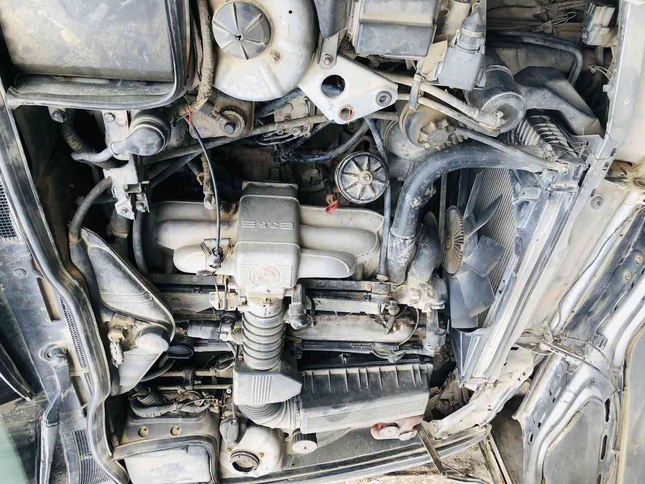 .سلام عليكم مكلف بل نشر للبيع BMW 735 موديل 1987 السياره مثل ما موضح بل صور لونها والغرفه المكينه نعمه من الله للاستفسار الاتصال على الرقم ***********
