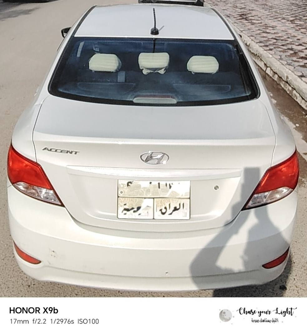 السلام عليكم ورحمة الله 
اكسنت 2016 وارد أمريكا 
محرك 1600 GDI
تبريد ثلج و تدفئة 
كير ومحرك بلاد بدون ادفانز 
صدر جديد 
زوج تايرات
سستم زينون مازدات فول
دوشمة جديده 
كهربائيات كاملة 
بيها اكثر من قطعه مصبوغة 
شاشة اندرويد كبيرة & تحكم ستيرن & كامرة & abs 
88 ورقة
رقم سليمانية 
بغداد/العامرية 
***********
*********** بغداد, العراق
