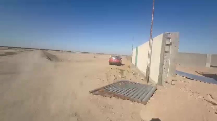 سلام عليكم
يوجد لدينا مزرعة في قضاء ابي غريب مقابيل بانزين خانة الينابيع قرب سجن أبي غريب مساحة المزرعة دونم سند 25 طابو زراعي للاستفسار عن الارقام التالية 
***********
***********
***********
