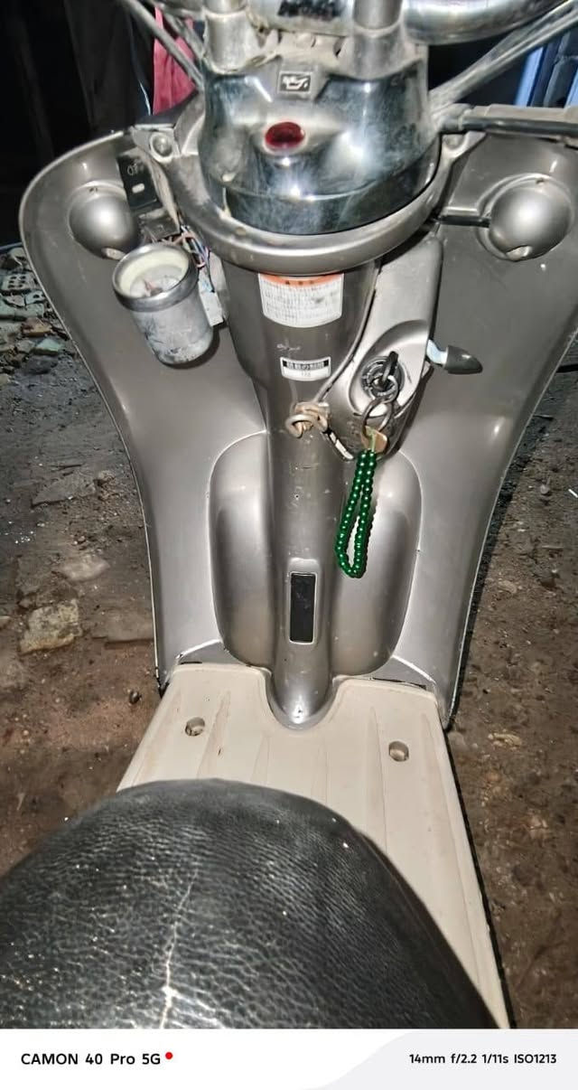 سلام عليكم ورحمة شباب عندي دراجه ستين كلاسك فحل  للبيع رايده 200 الدراجه سلف مو شغال هندر اشاير هورن شغال المكان بغداد سبع قصور***********
