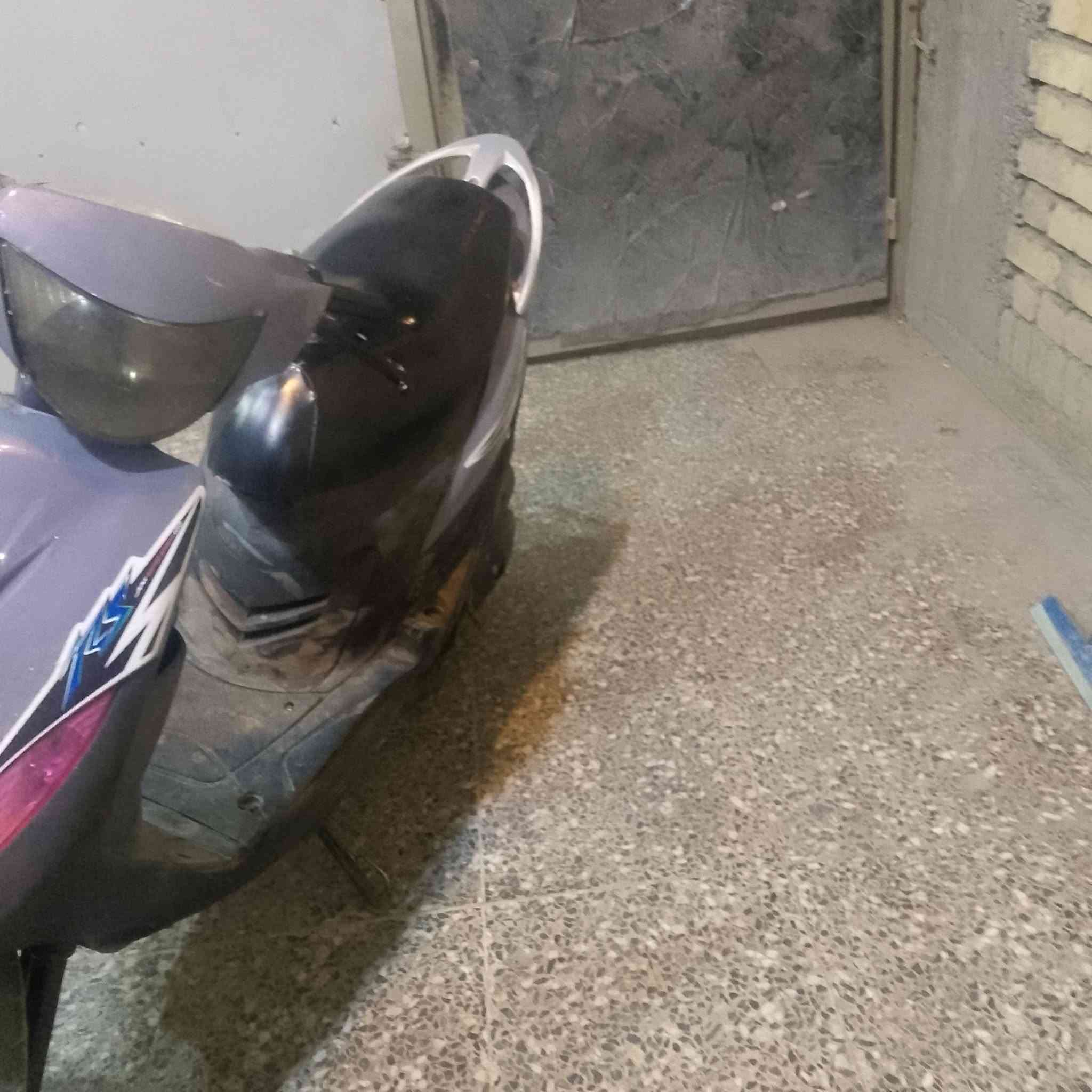 سلام عليكم درجه ماكس عداله كل شغال سلف هندر مكينه شالع معدال كهربيات شغال وراق كامل مكاني بغداد الشعله سعر ٣٥٠الف ***********
