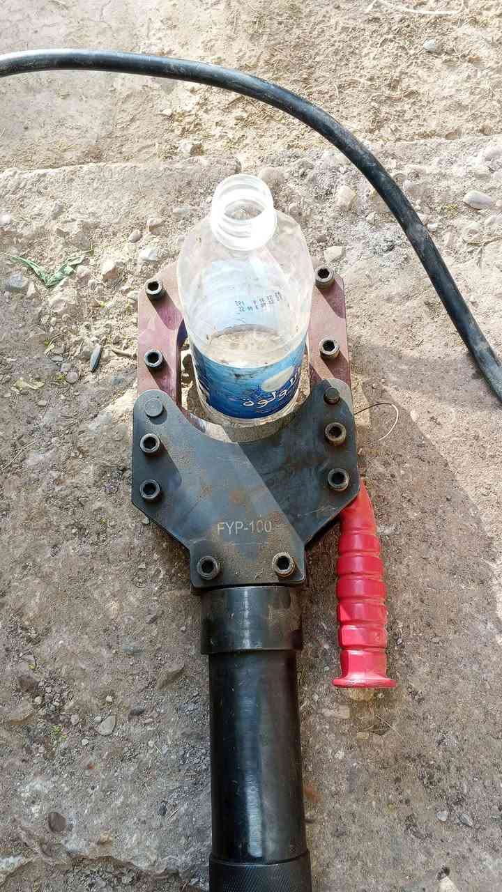 السلام عليكم للبيع مكص هدروليك مال كيبل موجود توصيل


**إذا كنت صاحب هذا الإعلان وتريد حذفه لأي سبب، رجاءا أرسل رسالة إلى الدعم الفني**