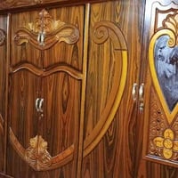 خزانة خشب • نضيفه • رفاعي