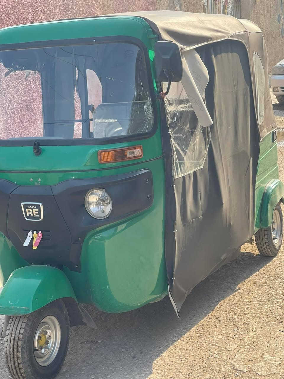 يالله السلام عليكم تكتك باجاج موديل ٢٠٢٢ اوراق بس بيهم نقص ب الاوراق تكتك بيهة لغد وتكمة كاملة مكملة للأخير سعرهة ٥٦٠٠ وبيهة مجال بسيط مكاني ورة بوابة الحسينية مال راشدية قرب مطعم سامان السياحي للاستفسار ***********  خاص ماجاوب مكلف ب نشر
