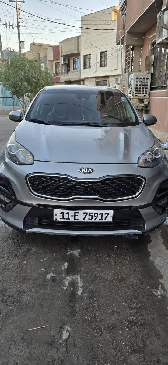 سلام عليكم للبيع كيا سبورتج 2020 امريكي حادث قطعتين جاملغ ايمن ودعاميه اماميه ارباك ستيرن وراجع سستم  الباقي مكفول  رقم بغداد الجديد سنويه بسمي شرط تحويل السياره عارضها  ب173 اي أستفسار ***********
