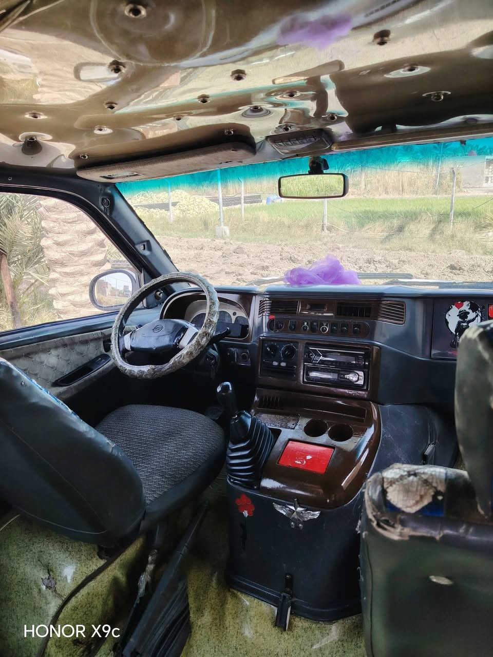 السلام عليكم سيارة ستانا موديل ٩٧
سنوية ل2027 مكينه وكير وحداديه وتخم تايرات وغرفه خير من الله سياره  مال جناي سيارة جاهزه للشغل عنوان الديوانية قضاء السنية السعر38وبيهة مجال
للاتصال ***********
