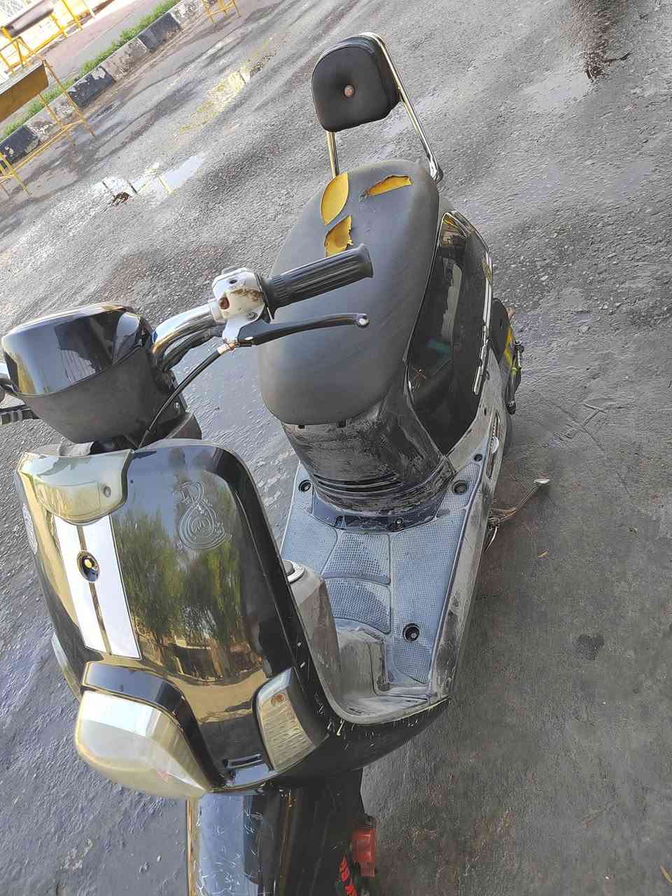 سلام عليكم 
دراجه بوليس 2007 مفتوحه مره وحده  نضيفه الدراجه ناعمه شلعه كهربائيت كله شغاله حلو الدراجه مكاني كربلاء حي الغدير السعر ٦٥٠

***********
