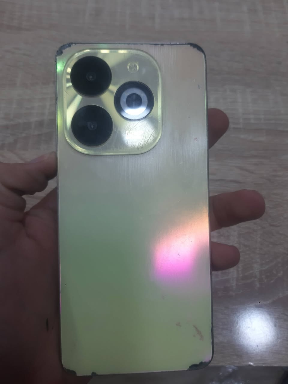 أجهزه نقص شاشات
واحد شاشه شغاله بس متلمس
سعره ٢٠ الف قفل موجود توصيل
ذاكره ٢٥٦/٣٢/١٢٨
***********
