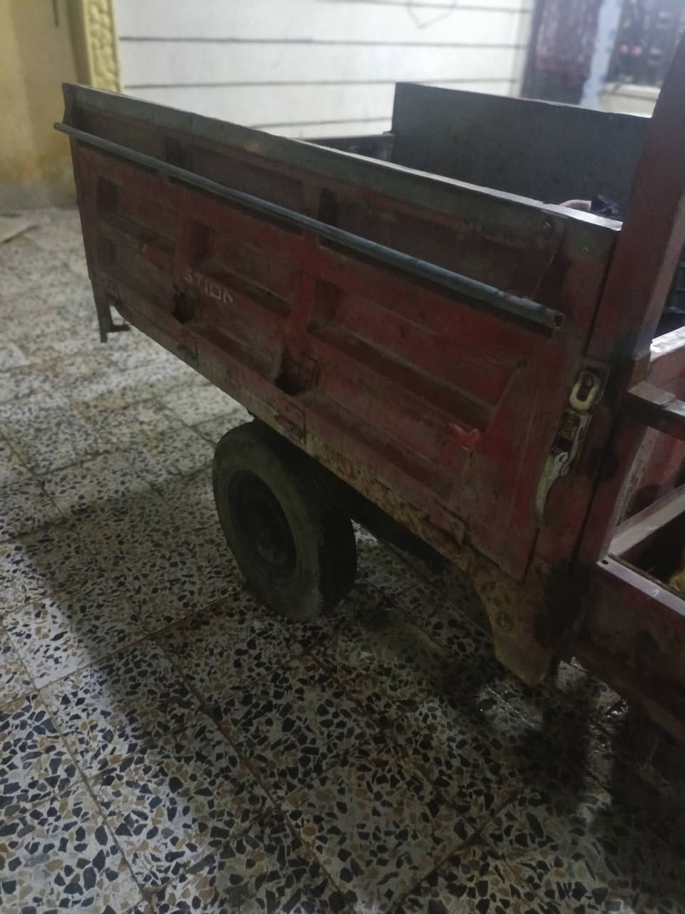 السلام عليكم ستوته للبيع رقم سنويه   ب600وبيهه مجال رقم صاحبهه  ***********  واتساب موجود
